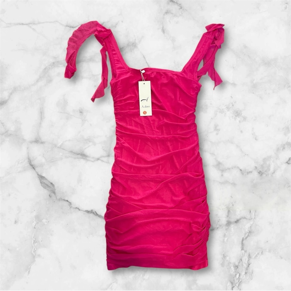 Fuchsia Ruched Bodycon Mini Dress - Picture 4 of 4